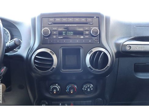 Used 2016 Jeep Wrangler Sport w/ Quick Order Package 24S AWD/4WD image 29