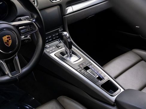 Used 2017 Porsche 718 Boxster image 13