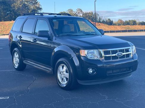 Used 2011 Ford Escape XLT w/ 203A Rapid Spec Order Code image 20