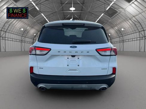 Used 2020 Ford Escape SE image 4