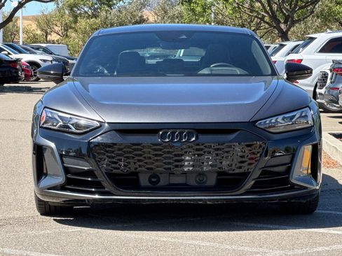 Used 2022 Audi e-tron GT Premium Plus w/ Performance Package AWD/4WD image 9