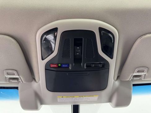 Used 2022 Subaru Outback Touring image 24