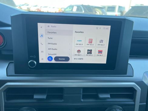 Used 2024 Toyota Tacoma TRD Off-Road image 8