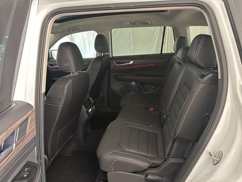 New 2026 Volkswagen Atlas SEL AWD/4WD image 17