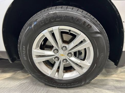 Used 2017 Chevrolet Equinox LS FWD image 20