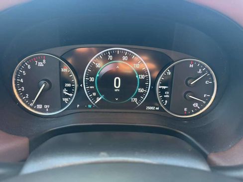 Used 2019 Buick Enclave Avenir image 9