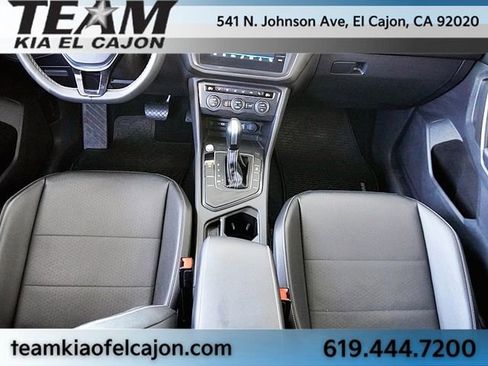 Used 2021 Volkswagen Tiguan SE FWD image 21