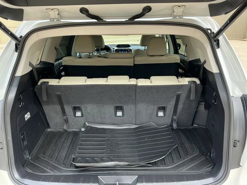 Used 2022 Subaru Ascent Limited w/ Technology Package AWD/4WD image 20