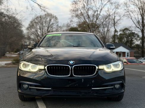 Used 2018 BMW 330i xDrive Sedan AWD/4WD image 9