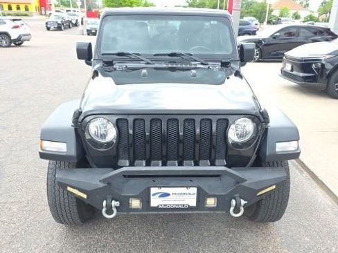 Used 2018 Jeep Wrangler Unlimited Sport S AWD/4WD image 8