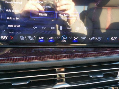 New 2026 Chevrolet Traverse RS image 30