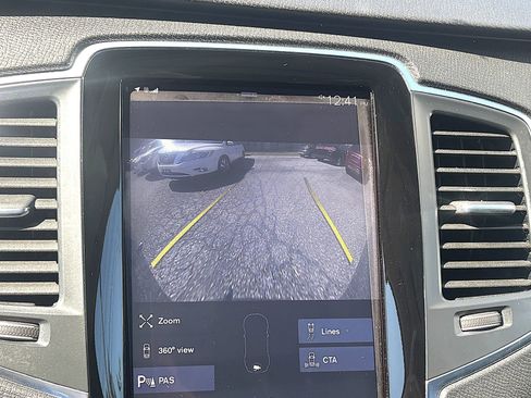 Used 2016 Volvo XC90 T6 Momentum image 39