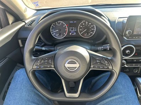 Used 2025 Nissan Sentra S image 24