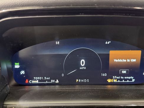 Used 2022 Lincoln Nautilus FWD image 16