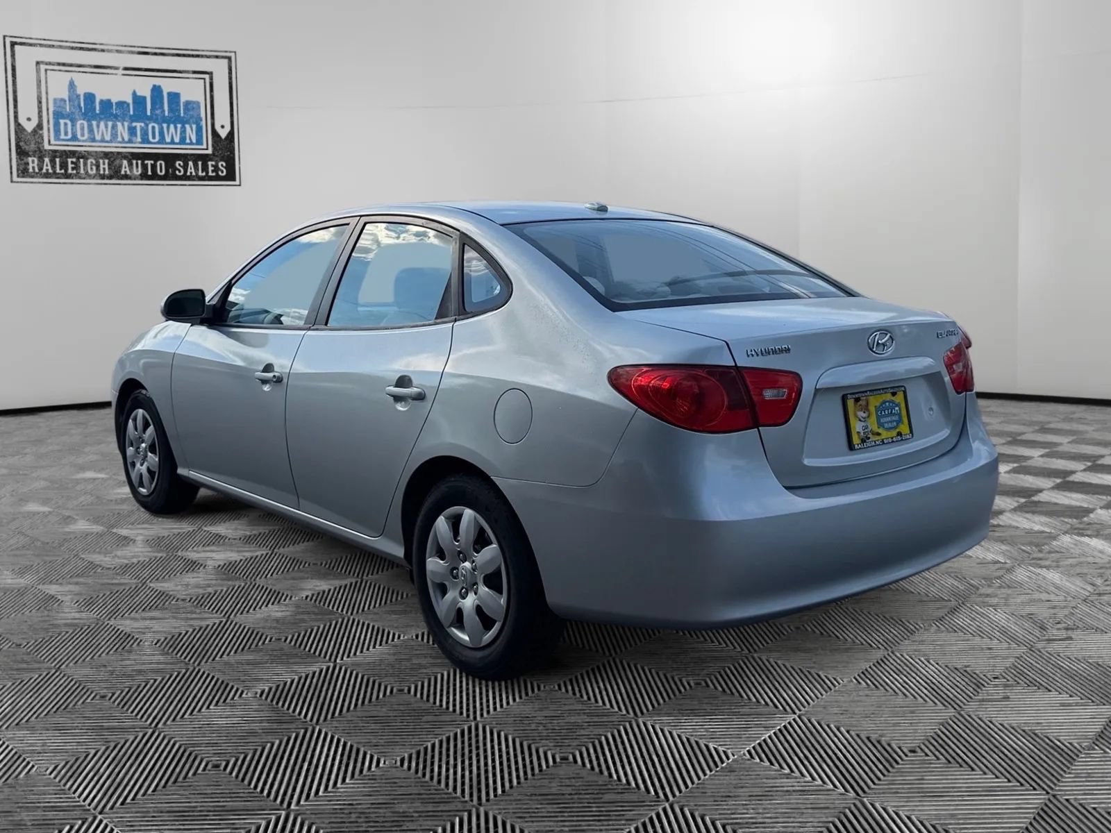 Used 2008 Hyundai Elantra SE FWD image 8