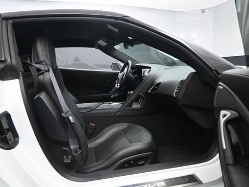Used 2017 Chevrolet Corvette Grand Sport RWD image 26