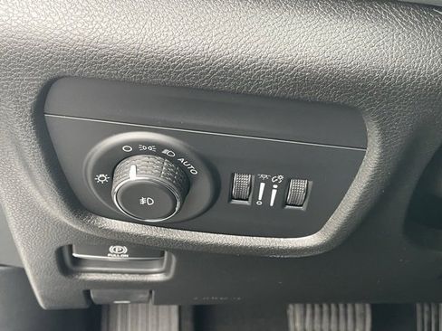 New 2025 Jeep Grand Cherokee L Limited image 26