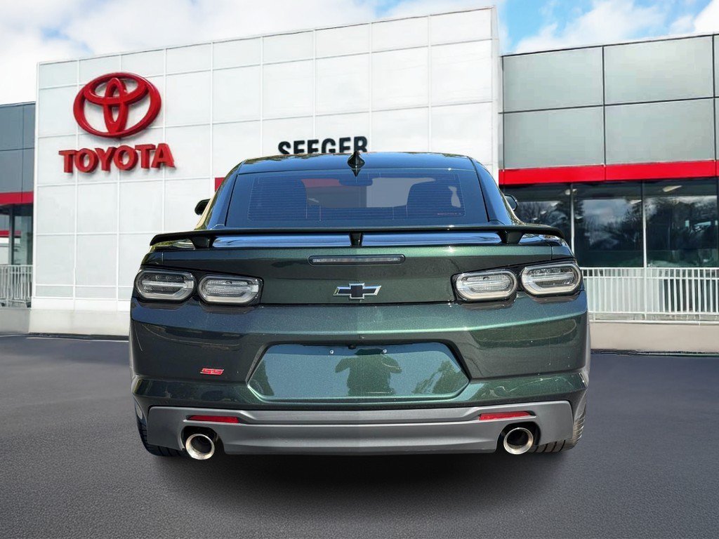 Used 2020 Chevrolet Camaro SS RWD image 5