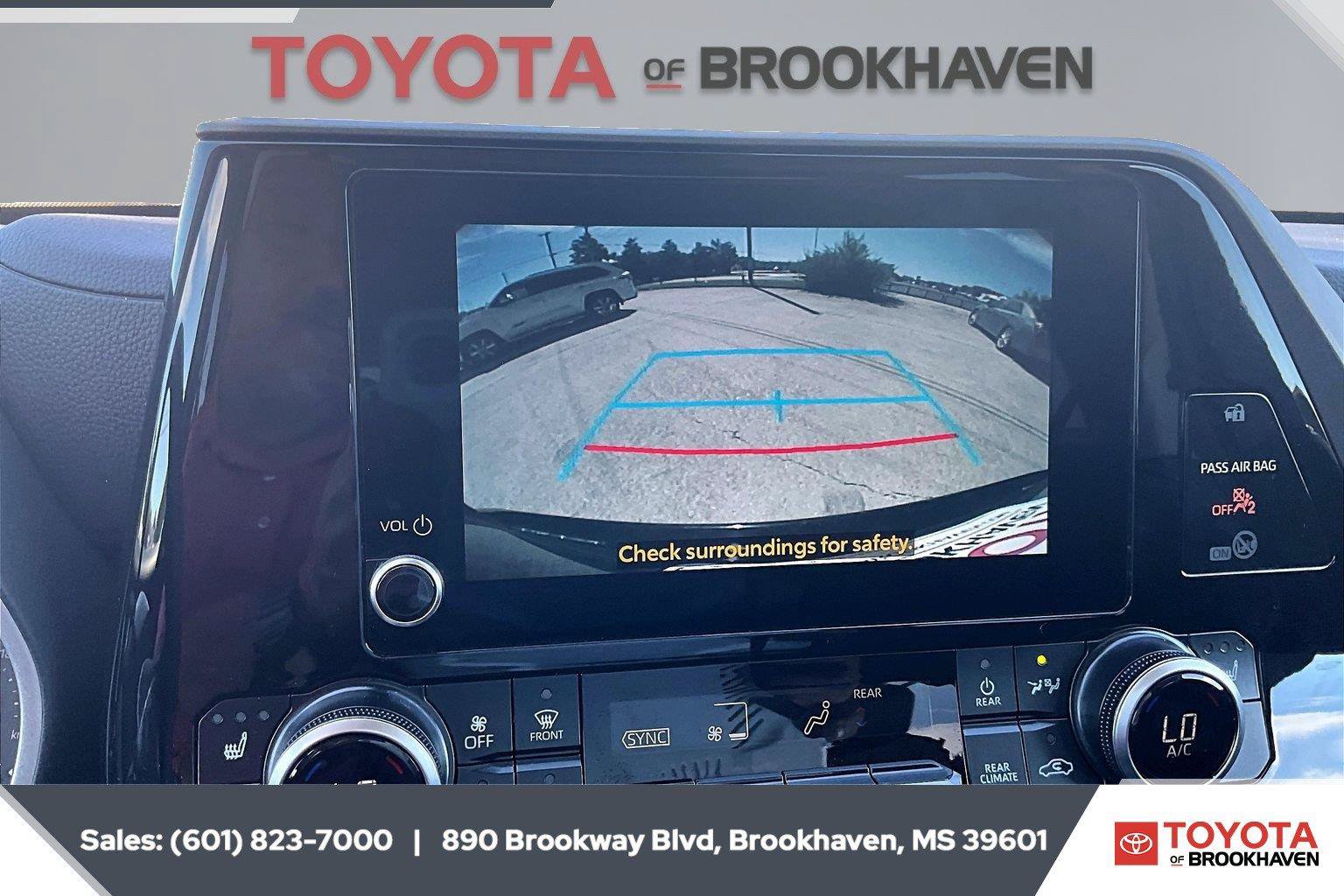 Used 2026 Toyota Highlander XLE AWD/4WD image 15