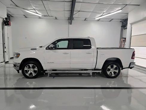 Used 2023 RAM 1500 Laramie AWD/4WD image 2