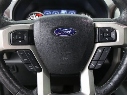 Used 2015 Ford F150 Platinum w/ Equipment Group 701A Luxury image 7