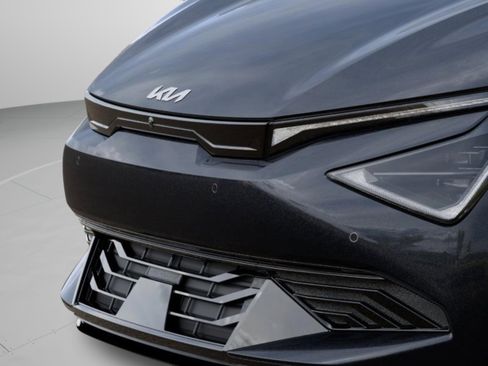 New 2026 Kia EV6 Wind RWD image 27