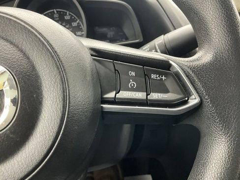 Used 2017 MAZDA MAZDA3 Sport image 12