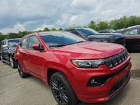 Used 2022 Jeep Compass Limited AWD/4WD image 1