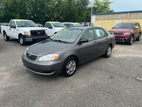 Used 2008 Toyota Corolla CE FWD image 2