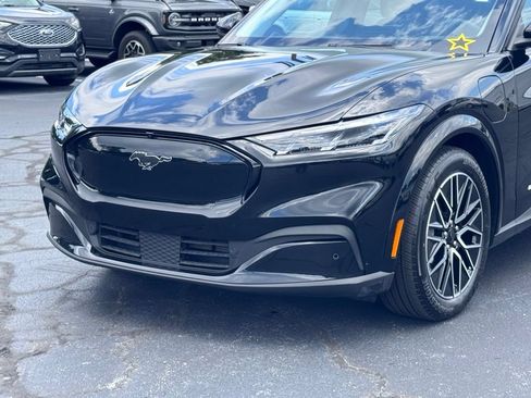 Used 2025 Ford Mustang Mach-E Premium RWD image 39
