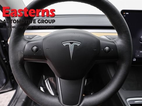 Used 2023 Tesla Model 3 Standard Range RWD image 10