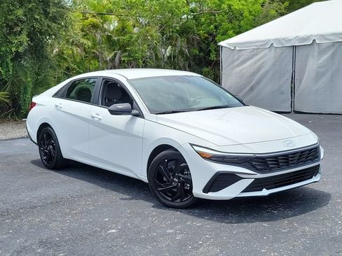 Certified 2026 Hyundai Elantra Sport FWD image 29