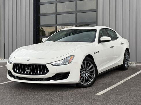 Used 2019 Maserati Ghibli S Q4 AWD/4WD image 1