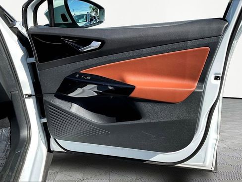 Used 2022 Volkswagen ID.4 Pro S image 26