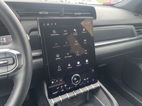 Used 2025 GMC Terrain Elevation image 24