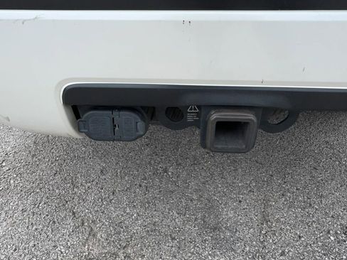 Used 2014 Toyota Sequoia Platinum RWD image 33