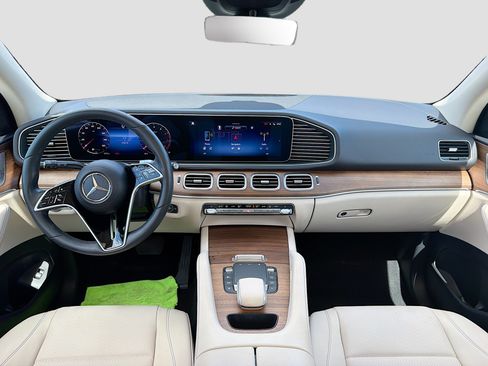 Used 2024 Mercedes-Benz GLE 450 4MATIC image 16