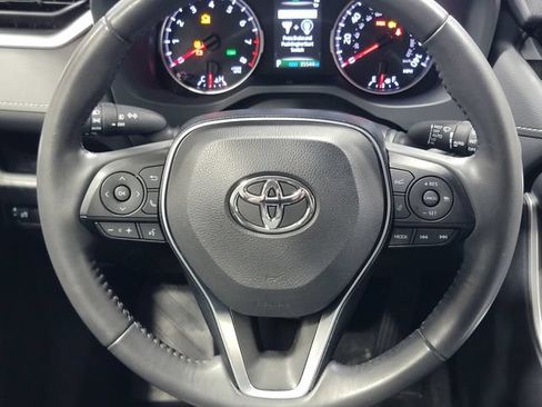 Used 2020 Toyota RAV4 XLE Premium AWD/4WD image 25