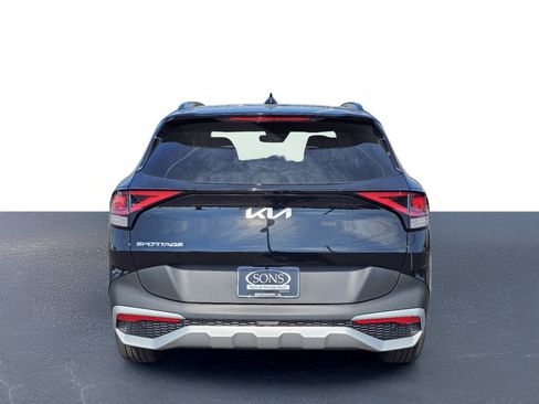 Used 2025 Kia Sportage EX FWD image 9