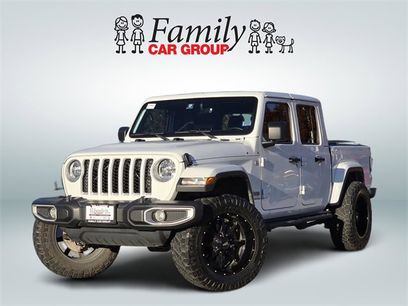 Used 2022 Jeep Gladiator Overland w/ Popular Equipment Package