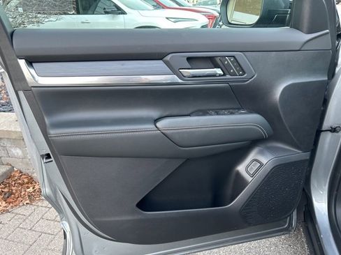 New 2026 GMC Terrain Elevation w/ Elevation Premium Package image 10