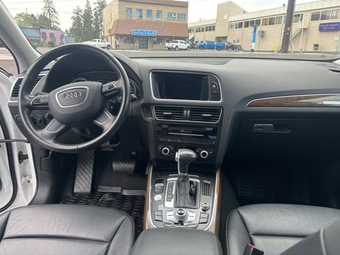 Used 2017 Audi Q5 2.0T Premium Plus w/ Technology Package AWD/4WD image 12
