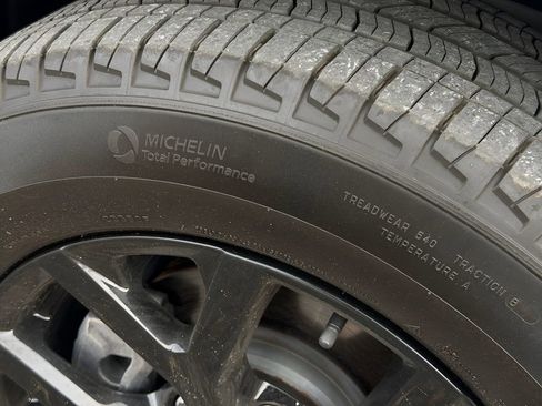 Used 2024 Jeep Grand Cherokee Altitude image 22