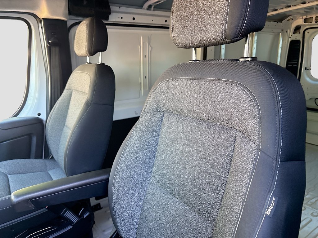 Used 2025 RAM ProMaster 2500 w/ U-Haul Equipment Group FWD image 19