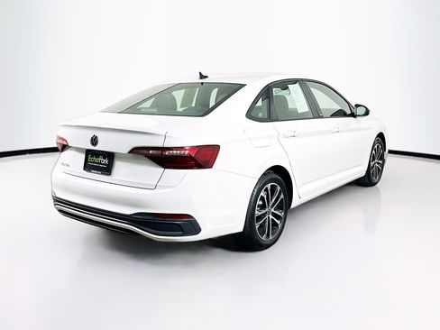 Used 2024 Volkswagen Jetta Sport FWD image 9