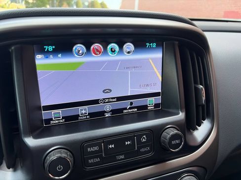 Used 2017 Chevrolet Colorado Z71 AWD/4WD image 14
