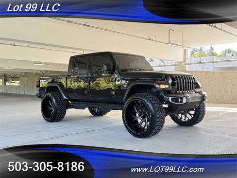 Used 2022 Jeep Gladiator Sport AWD/4WD image 4