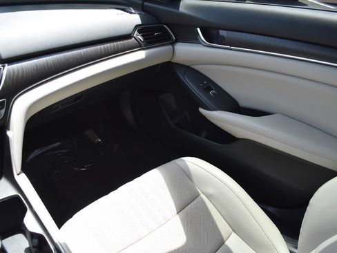 Used 2019 Honda Accord EX-L image 20