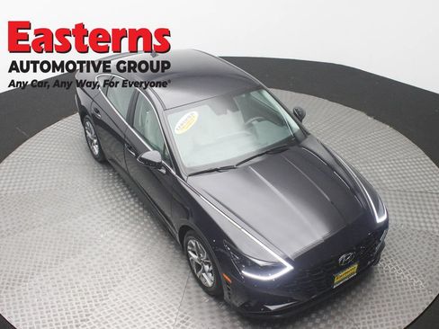 Used 2023 Hyundai Sonata SEL FWD image 3