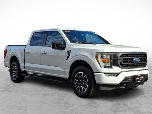 Used 2021 Ford F150 XLT w/ Equipment Group 302A High image 3